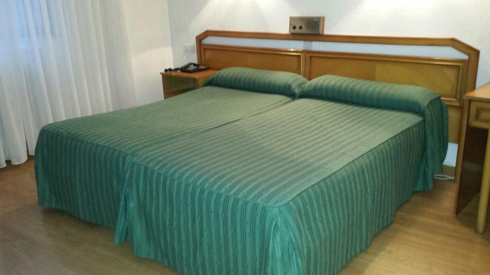 Hotel Amefa Salamanca Bagian luar foto