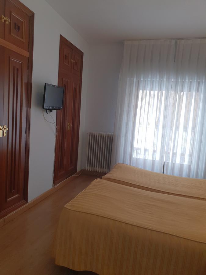 Hotel Amefa Salamanca Bagian luar foto