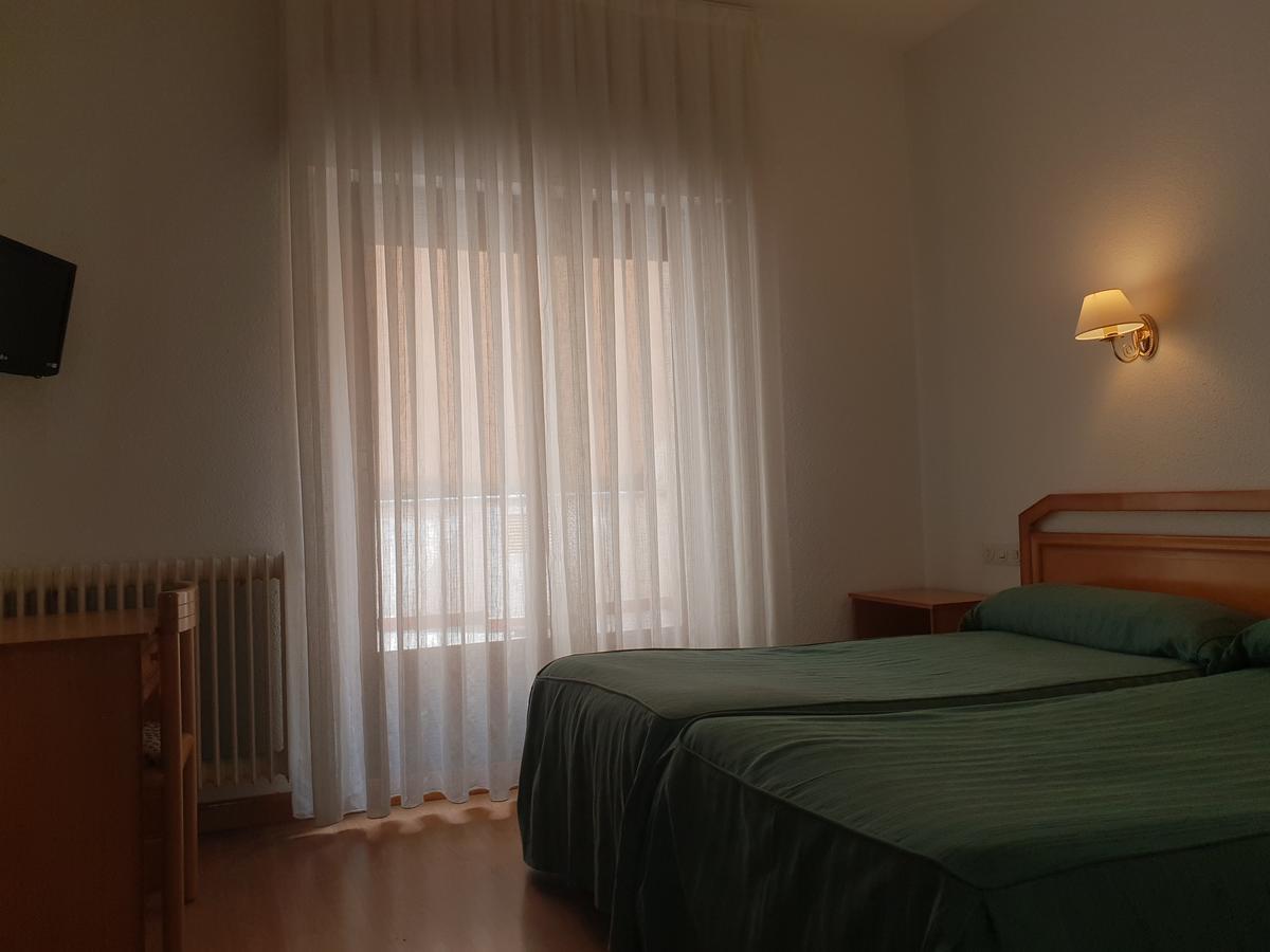 Hotel Amefa Salamanca Bagian luar foto