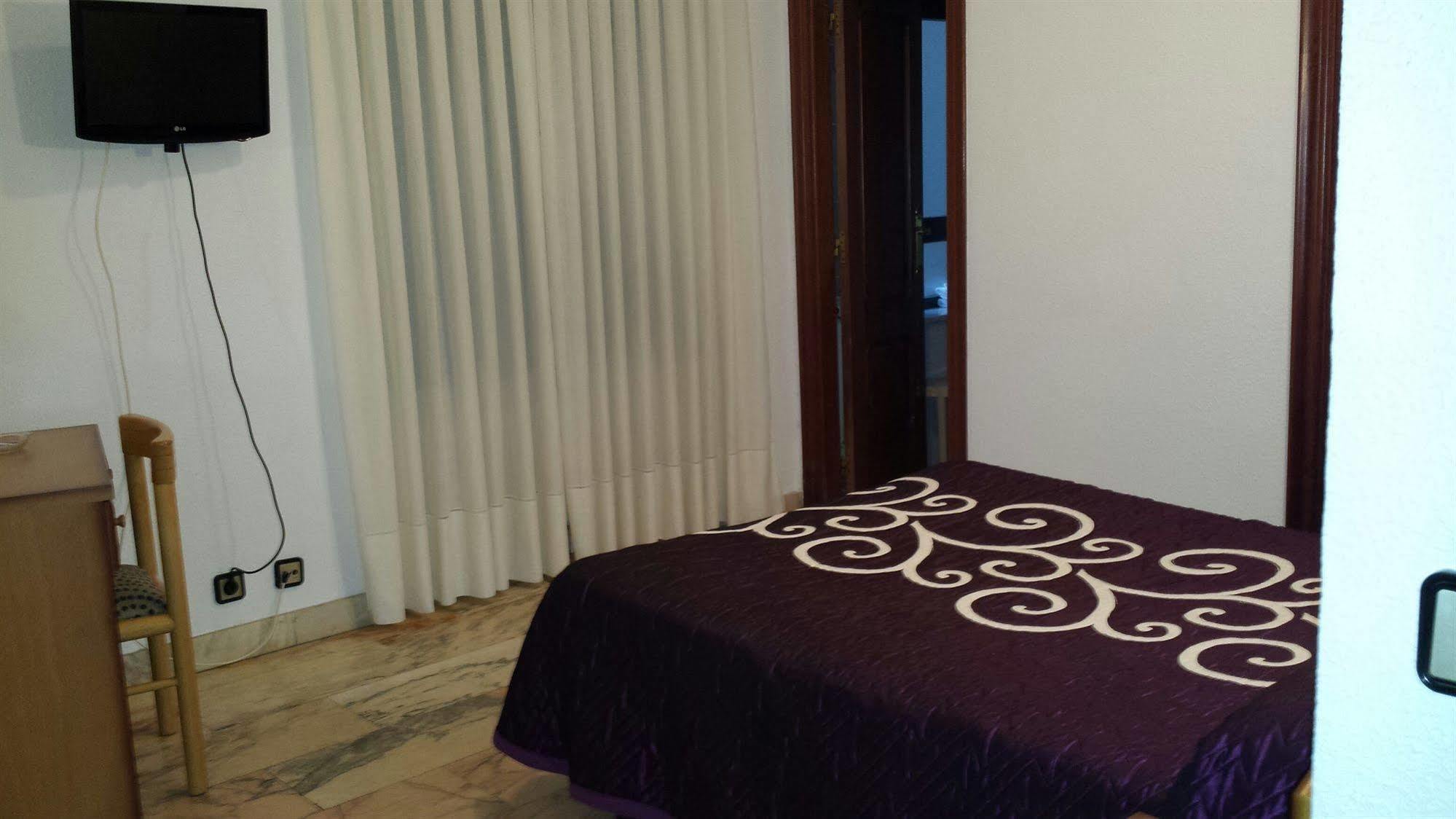 Hotel Amefa Salamanca Bagian luar foto