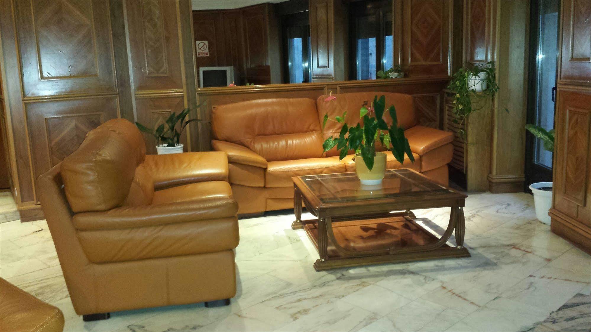 Hotel Amefa Salamanca Bagian luar foto